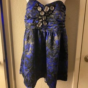 Torrid Strapless Top